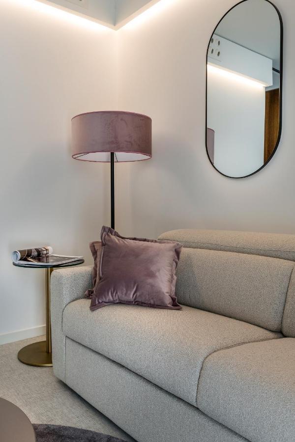 We Me Suite Hotel 리치오네 외부 사진