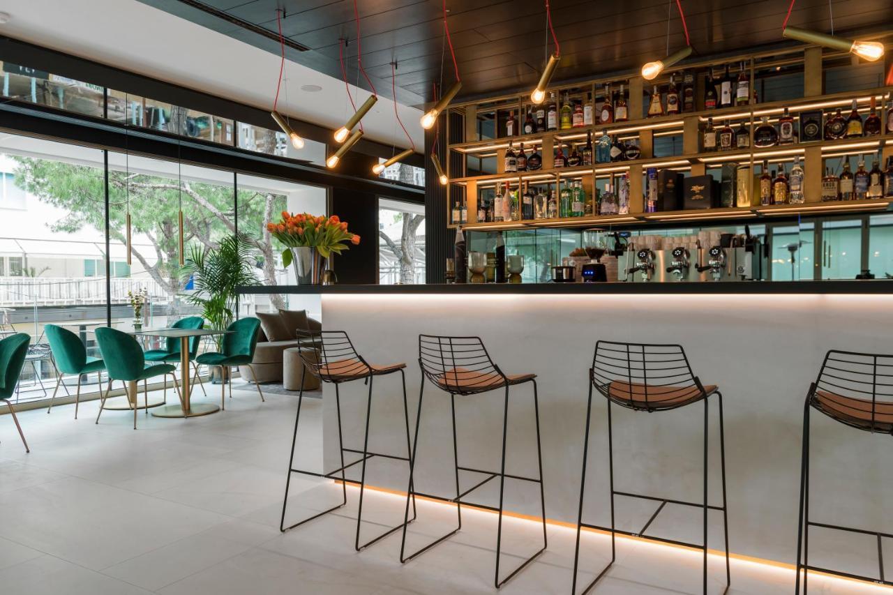 We Me Suite Hotel 리치오네 외부 사진