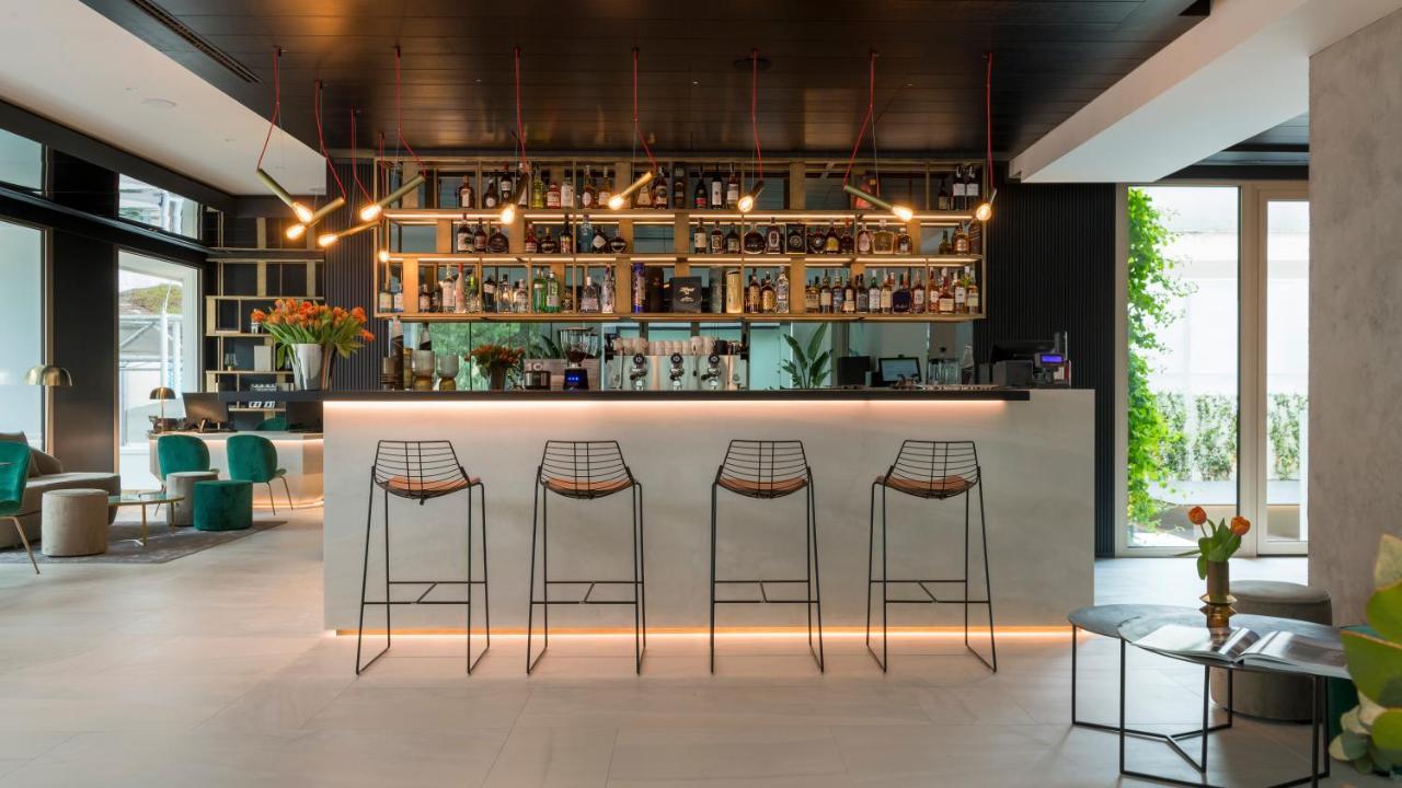 We Me Suite Hotel 리치오네 외부 사진